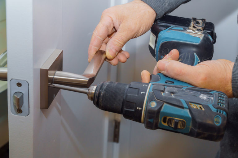 lock maintenance commercial locksmith services in plant city, fl – professional and expedient locksmith services for your office and business